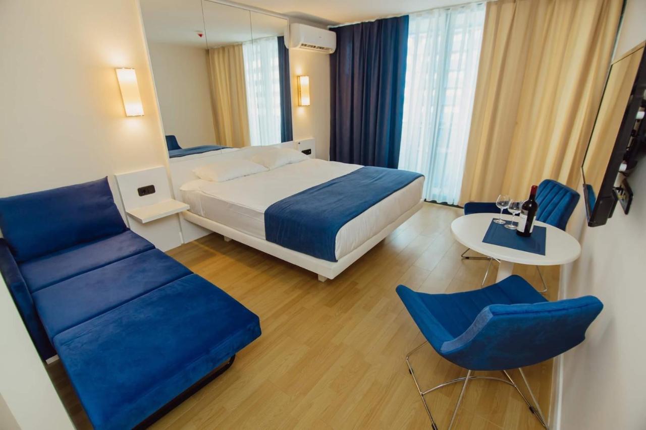 Nuage - 1St Line Sea View Apartments Батуми Экстерьер фото