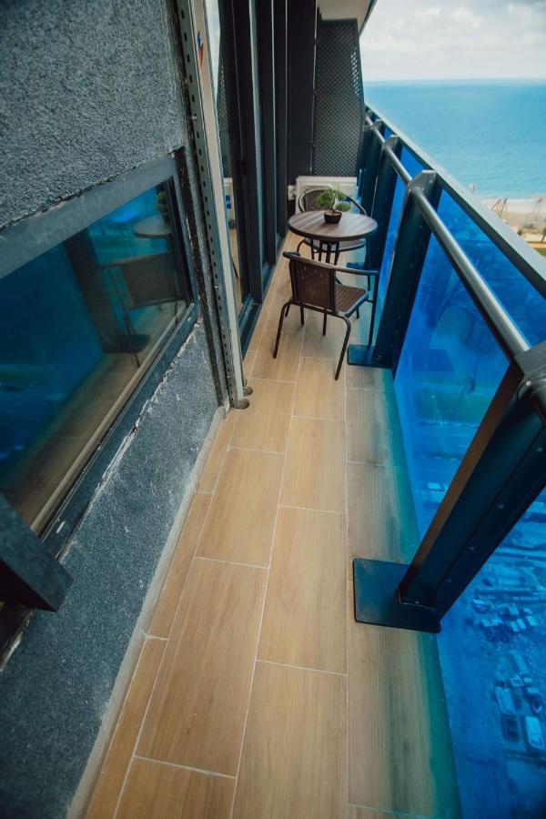Nuage - 1St Line Sea View Apartments Батуми Экстерьер фото