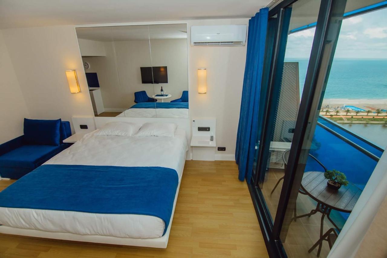Nuage - 1St Line Sea View Apartments Батуми Экстерьер фото