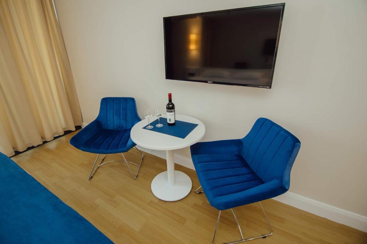 Nuage - 1St Line Sea View Apartments Батуми Экстерьер фото